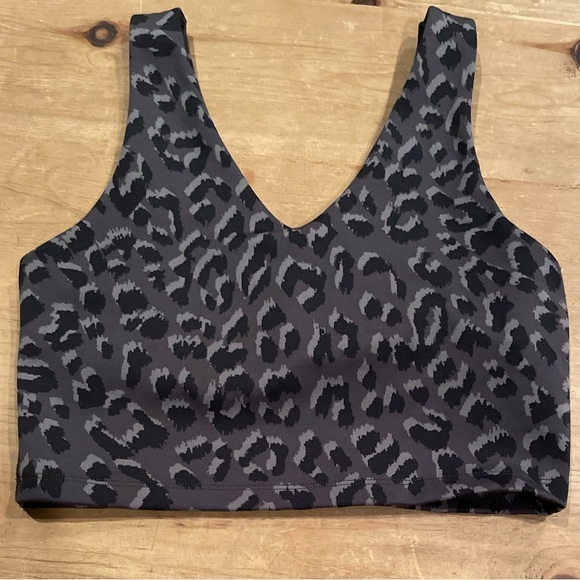 Offline by Aerie Leopard Sports Bra Medium Support SP Child Athletic Sports - Picture 1 of 7